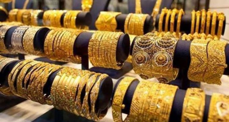 Gold rates decrease by Rs 500 per tola to Rs 243,900